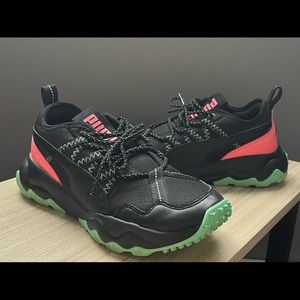 PUMA Ember Trail Women’s Running Shoes (Size 6.5 US)